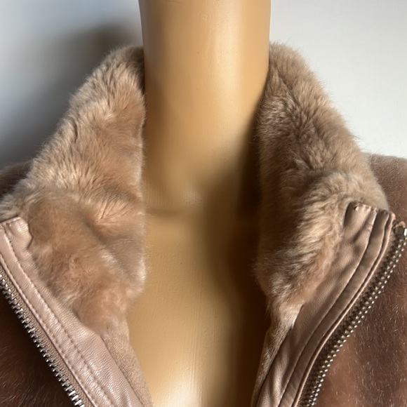 Armani Exchange Faux Fur Vest Sz Medium - Picture 5 of 16